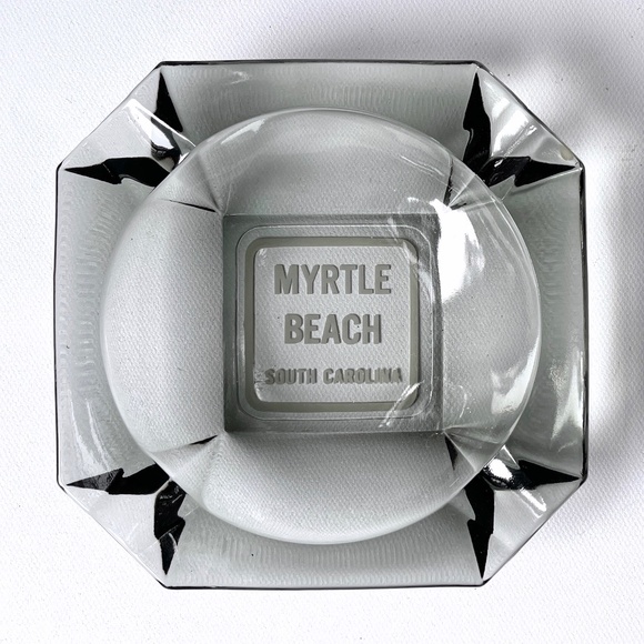 Pair of Mid Century Smoke Grey Glass Ashtrays Myrtle Beach Souvenir - Picture 2 of 7